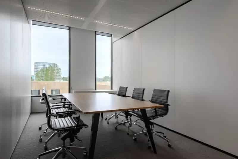 Privékantoor 5-6 Personen Toplocatie Gemeubileerd