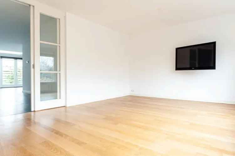 Huis Perronzijde Aalsmeer: 5 Slaapkamers, Ruime Tuin