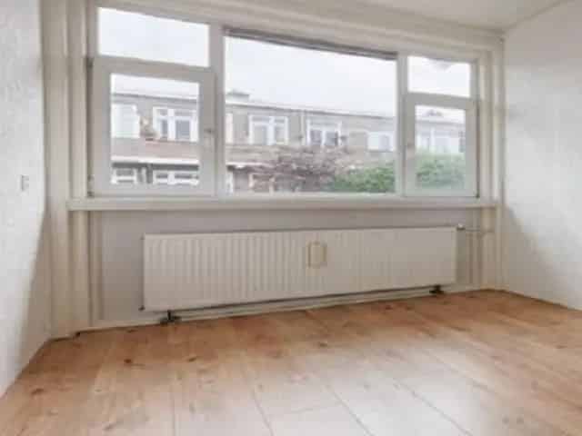 Appartement Heelsumstraat Den Haag 4 kamers gerenoveerd