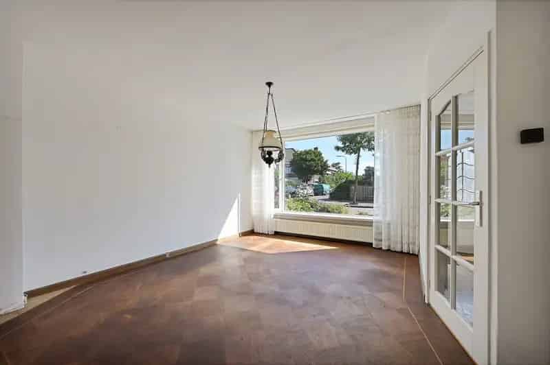 Huis te koop s Gravenzande 4 slaapkamers 13m tuin
