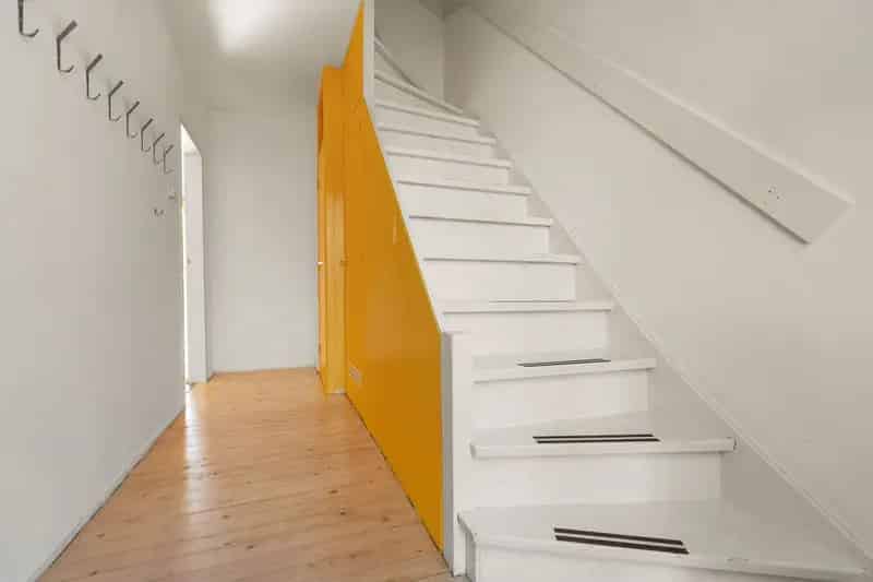 Tussenwoning Nijmegen 3 slaapkamers zonnige tuin 10 zonnepanelen