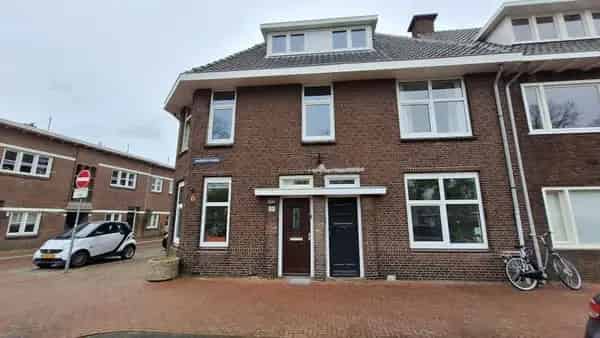 Kamer Maastrichtseweg Den Bosch te huur per 1 juni 2025
