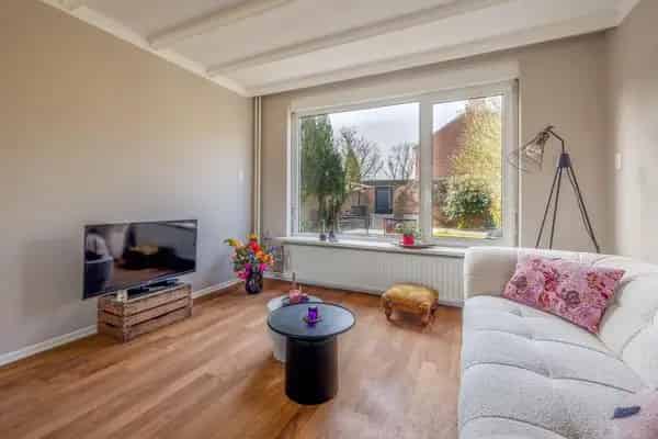 Ruime Hoekwoning Velden Garage Oprit 3 Slaapkamers Nieuwe Badkamer
