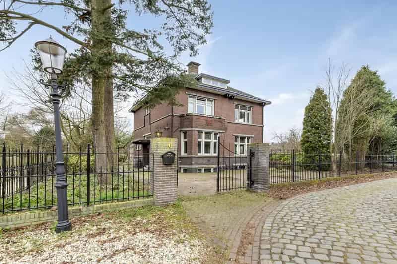 Monumentale Villa Te Huur Tegelen