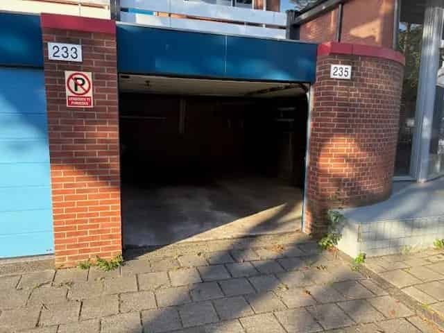 Parkeergelegenheid te koop: H. Cleyndertweg 235 1025 DM Amsterdam | Funda