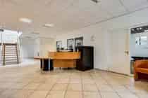 644 m2 Bedrijfsruimte te Huur Weert Kantoor Showroom Parkeergelegenheid