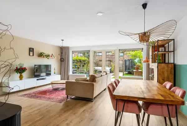 Moderne Eengezinswoning IJsselstein 3 Slaapkamers Zonnige Tuin