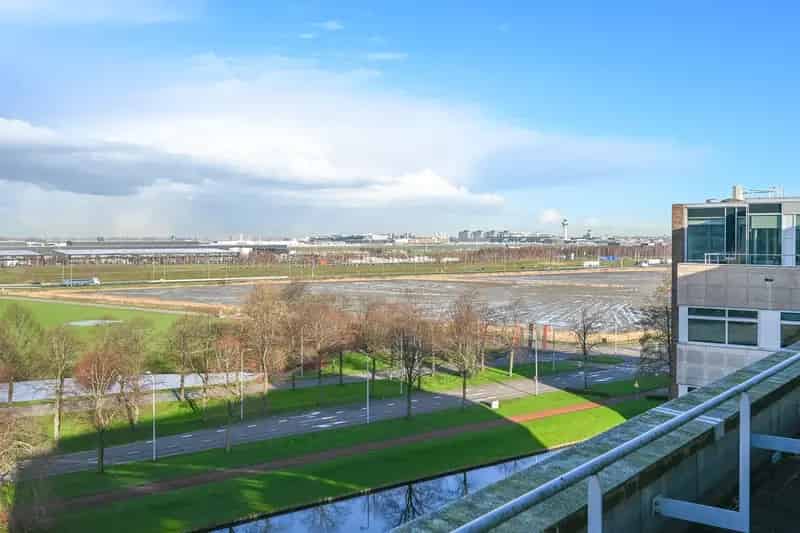 Penthouse Schiphol-Rijk 304m2 Modern Gebouw