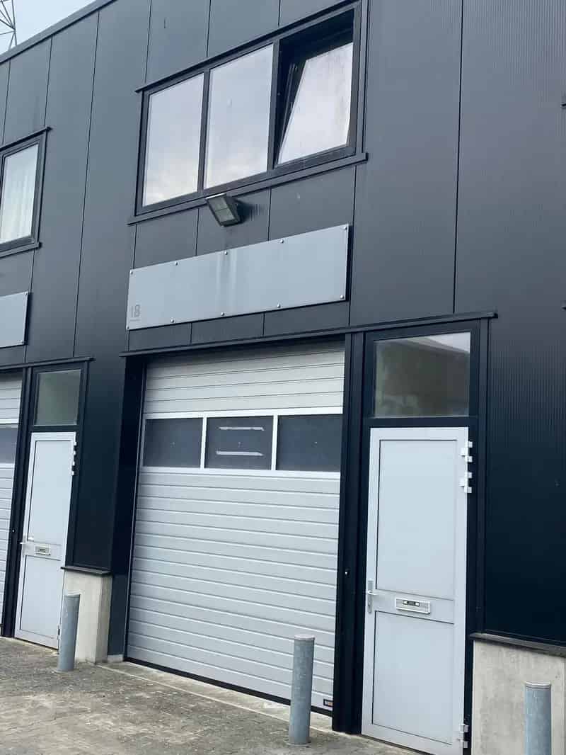 Bedrijfshal Zwolle | Zoek bedrijfshallen te koop: Eiffelstraat 18 8013 RT Zwolle 