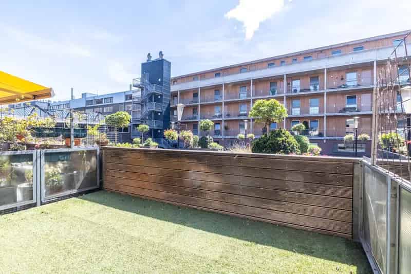 Moderne eengezinswoning te koop Diemen 169m² 3 slaapkamers