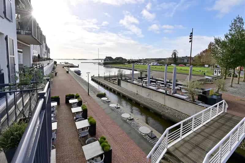 Appartement te koop Loosdrecht  3-kamer appartement  79m2  Uitzicht Loosdrechtse Plassen