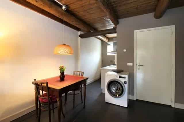 Te Huur: Benedenwoning Kloosterburen 40m2 2 Kamers