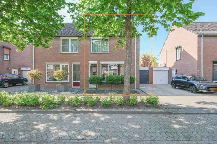 Moderne Tweekapper Susteren 4 slaapkamers Instapklaar