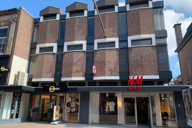 Winkel te huur Apeldoorn Centrum 986m²