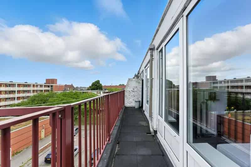 Appartement te koop Rotterdam Oud-Mathenesse: Licht ruim appartement met 2 balkons