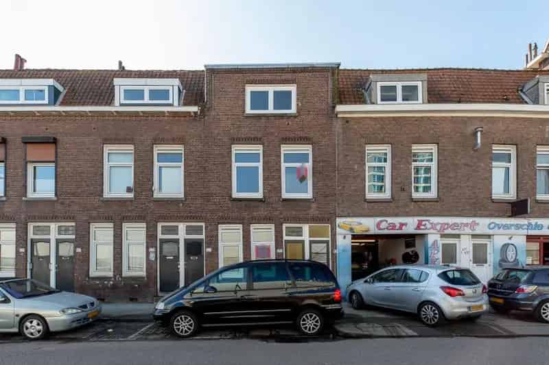 Ruim 4-kamerappartement Overschie  2 Balkons  95m²