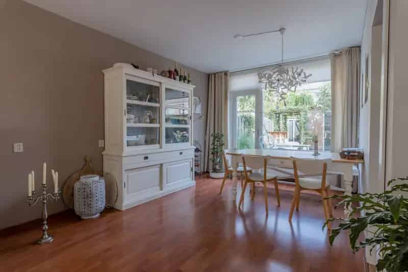 Te Huur: Ruime 3 Slaapkamer Tussenwoning Hilversum