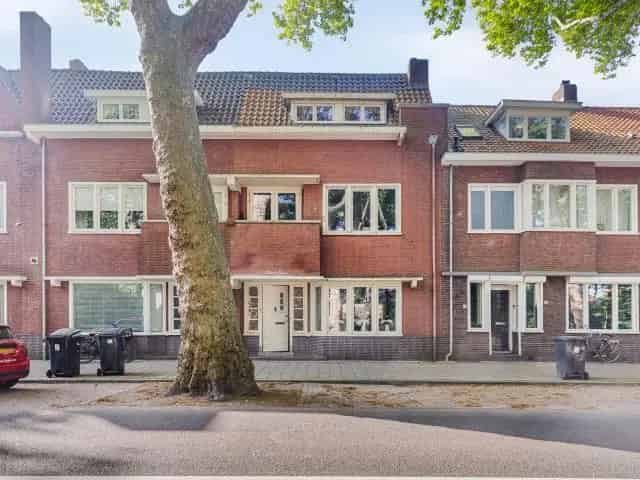 Herenhuis Bergen op Zoom 6 Slaapkamers Patiotuin