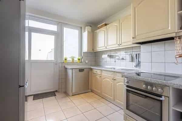 Half Vrijstaande Woning Te Kerkrade Met Ruime Garage