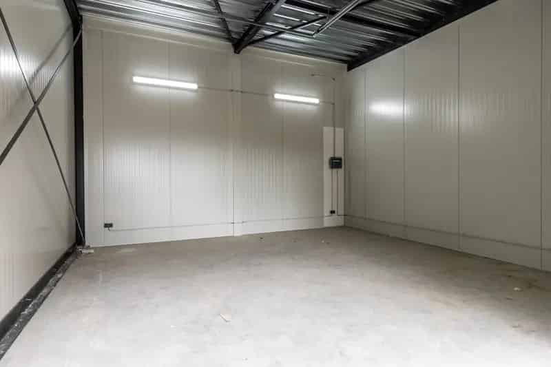 Garagebox Zuidbroek 36m2 te Koop - Opslag Werkplaats Investering