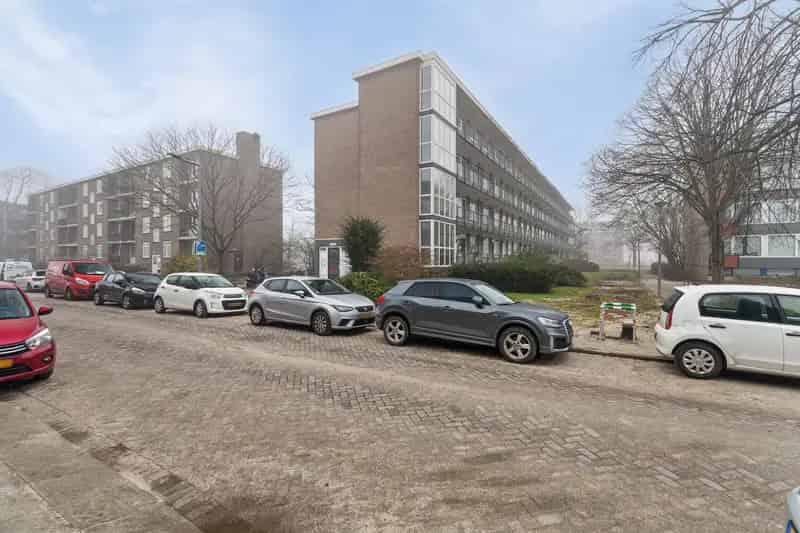 Ruime woning te Socratesstraat 163 nabij voorzieningen