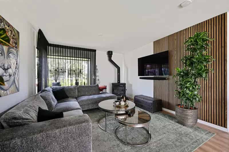 Huis te koop: Naaldwijkseweg 227 2691 PT 's-Gravenzande | Funda
