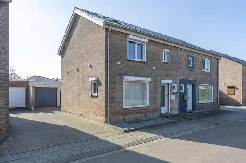 Ruim woonhuis Grevenbicht 3 slaapkamers  Tuin  Energielabel C
