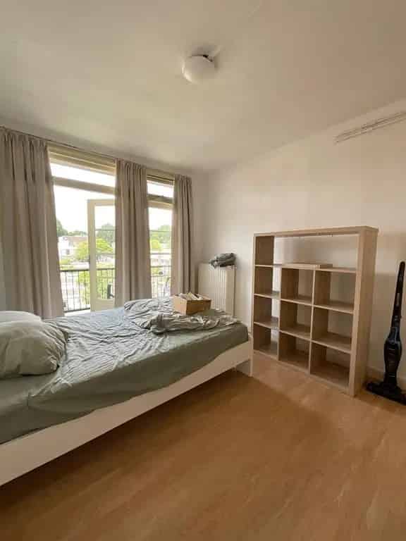 Kamer Arnhem Johan de Wittlaan - Eigen Balkon