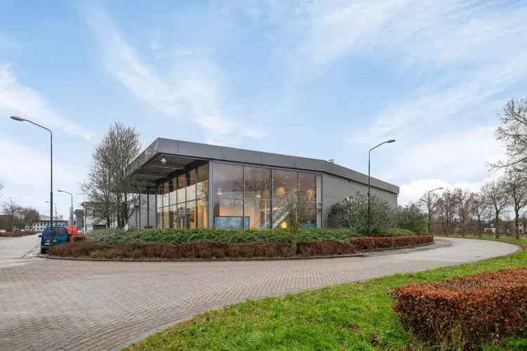 Bedrijfshal Gemert 710m2 Kantoor Showroom