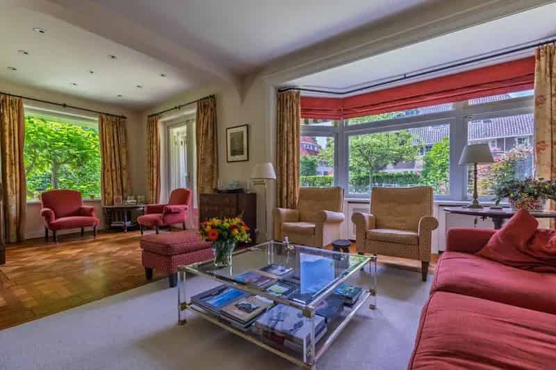 Huis te koop Bussum  Brediuskwartier 5 slaapkamers 2 badkamers