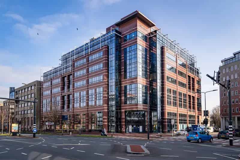 Kantoorruimte Leiden Schipholweg: Flexibel en modern