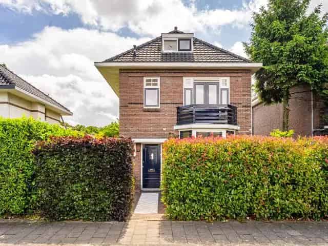 Jaren 20 Vrijstaand Huis Nijmegen Ruime Tuin 4 slaapkamers