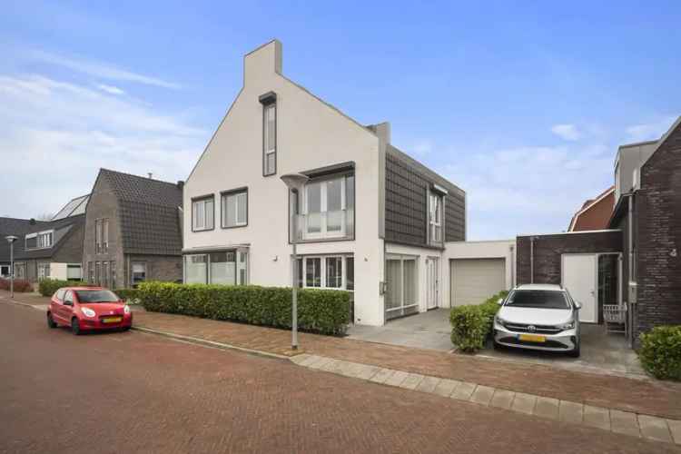 Moderne 5 Slaapkamers 2 Onder 1 Kapwoning