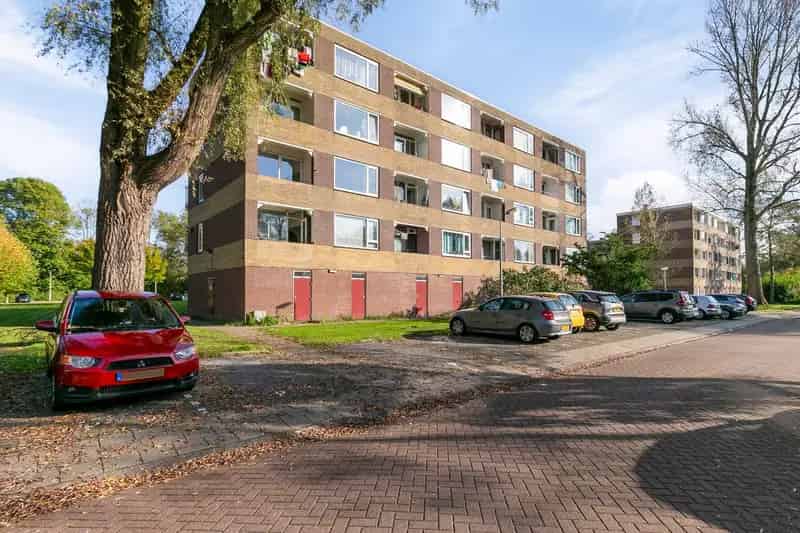 Appartement te koop Zaandam: Licht en modern 3-kamer appartement