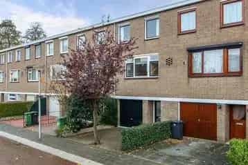 Huis te huur aan de Kanterstraat in Brielle