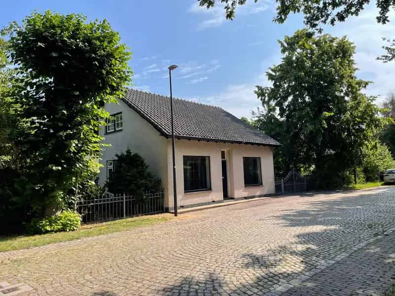 Huis te koop Oosterhout NB: Vrijstaand met Bedrijfsruimte