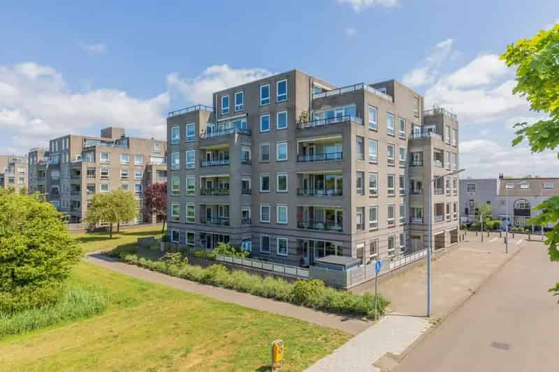 Fantastisch Appartement Nabij Amsterdam Haarlem 100m2 Gratis Parkeren