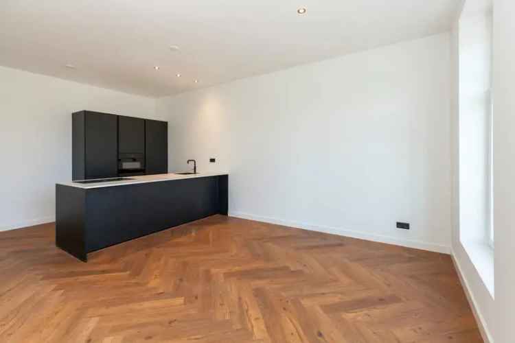 Luxe gerenoveerde woning Spoorsingel Rotterdam