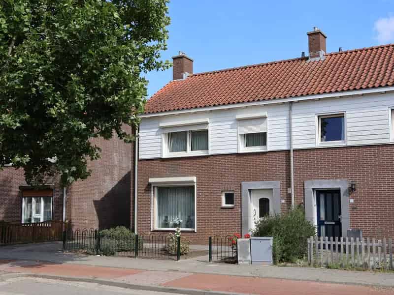 Huis te koop: Boterpolderlaan 54 4941 ZN Raamsdonksveer | Funda