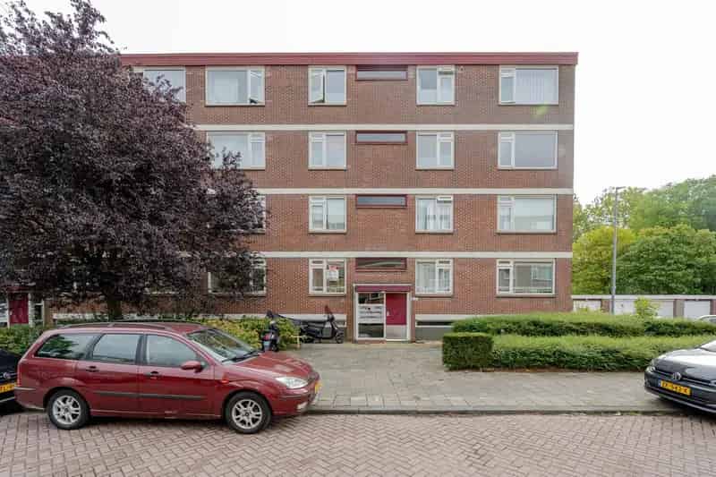 Appartement Rotterdam IJsselmonde 2-kamer 64m2 Balkon Berging