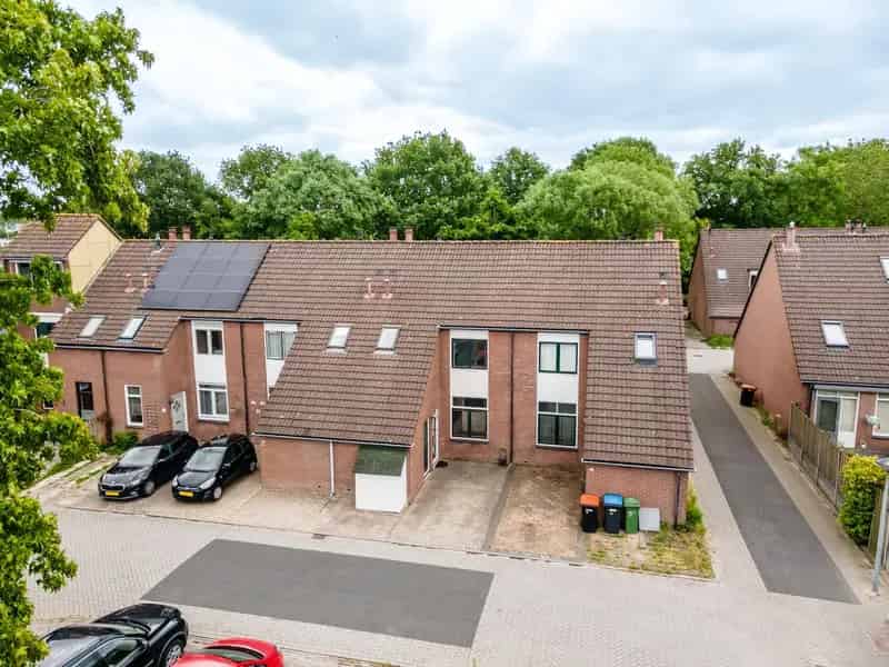 Ruime 4 Slaapkamers Tussenwoning Lelystad Energielabel A