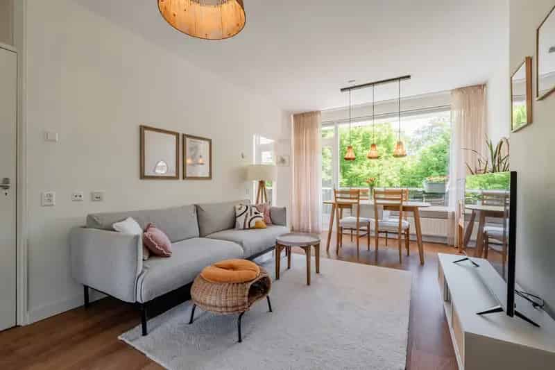 3 Kamer Appartement Diemen - 57m2 - gerenoveerd