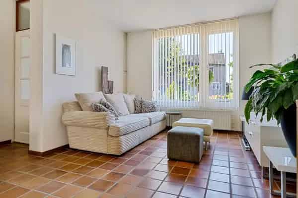 Tussenwoning 3 slaapkamers  Garage 125m2  Kindvriendelijk