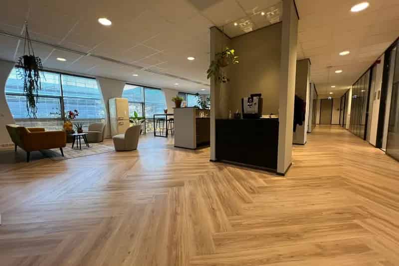 Kantoorruimte te huur Zwolle 650m2  Hoogwaardig afgewerkt