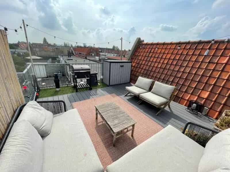 Moderne, gerenoveerde 3-kamerwoning (1 jaar)