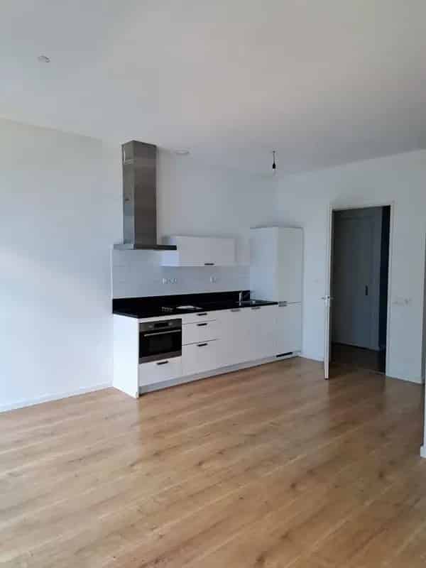 Studio Amsterdam IJburg: Moderne woning nabij winkels en parken