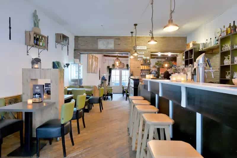 Belegging Deventer: Horeca met Woning te Koop