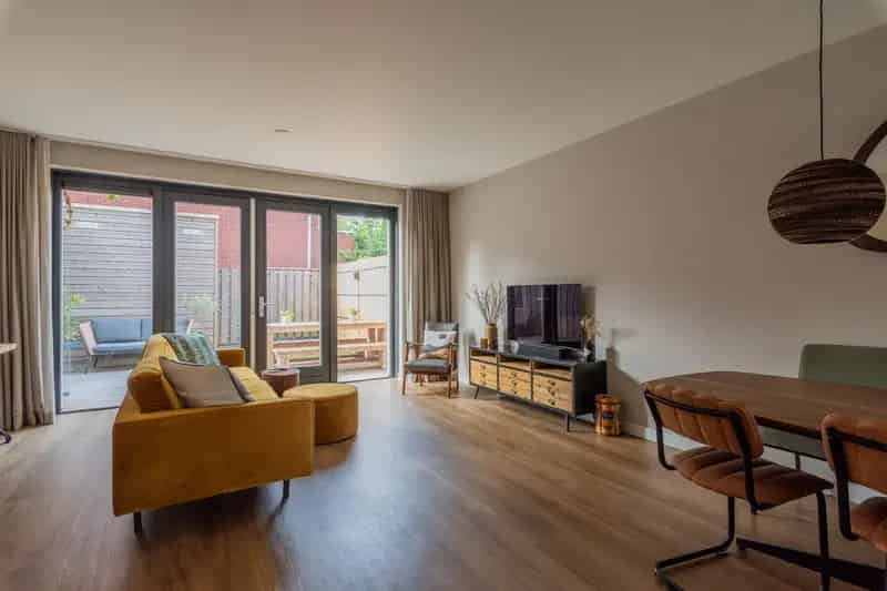 Huis te koop Weesp: 4 slaapkamers, tuin, energielabel A
