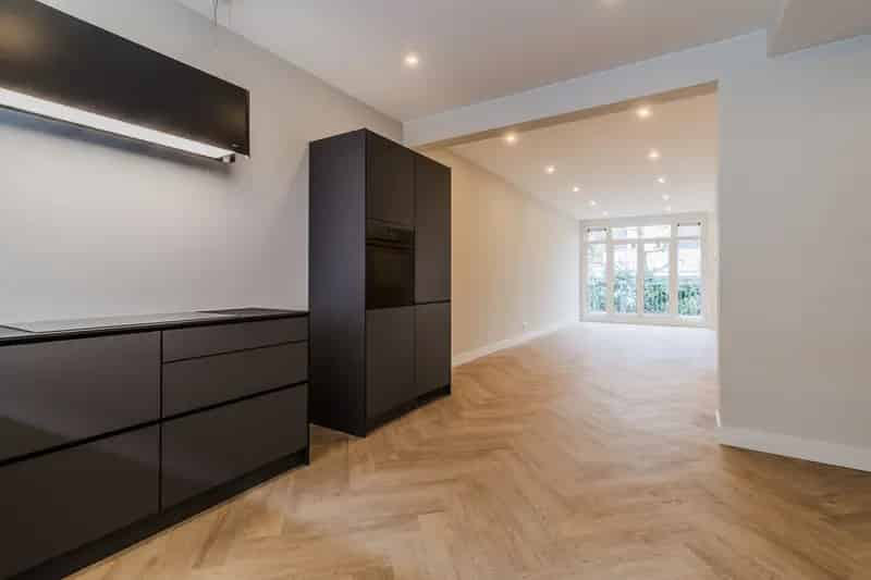 Dubbel Appartement Kanaalweg Den Haag 4 slaapkamers Tuin Gerenoveerd