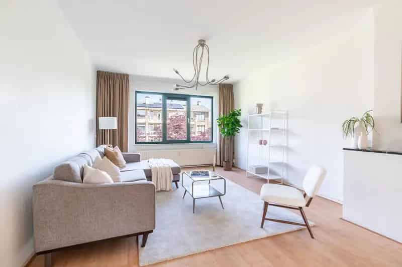 Ruim appartement Statenkwartier 101m2 2 balkons lift